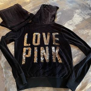 VS Pink Sweatsuit Matching Jogger outfit